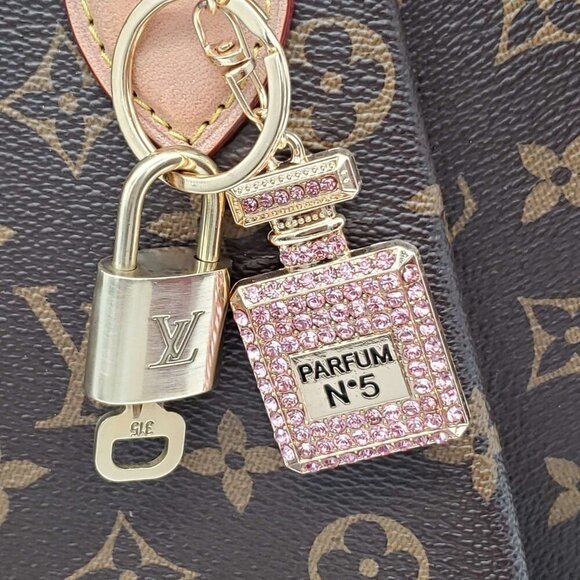 100% Auth Louis Vuitton Lock & Key with unbranded Bagcharm, Keycharm, Keychain - Picture 8 of 8